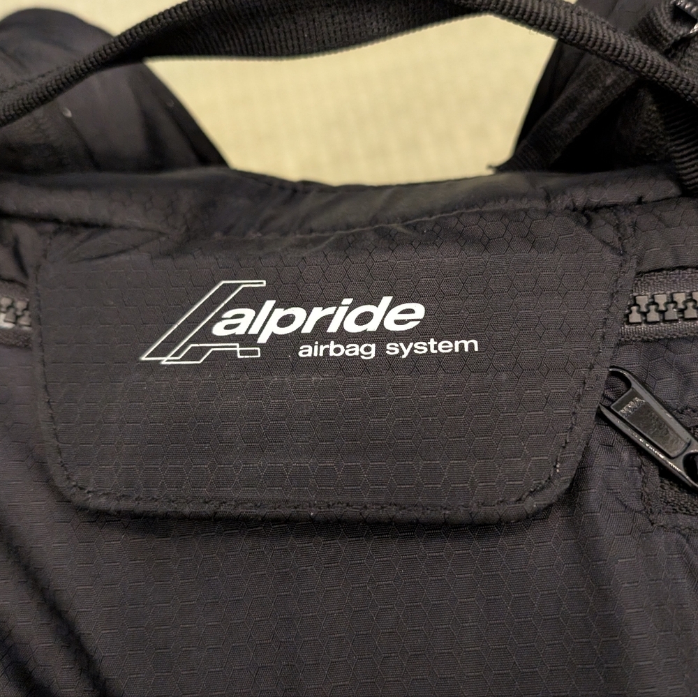 Black Diamond JetForce Tour 26L Alpride Airbag System Backpack - Picture 5 of 6